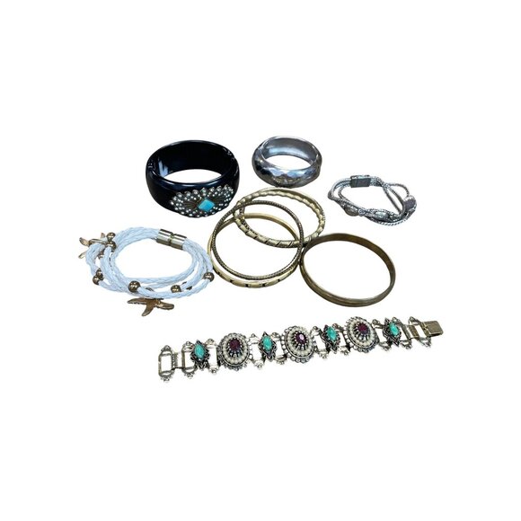 Varied Jewelry - Costume jewelry womans assorted lot of 10 bracelets SKU 9809